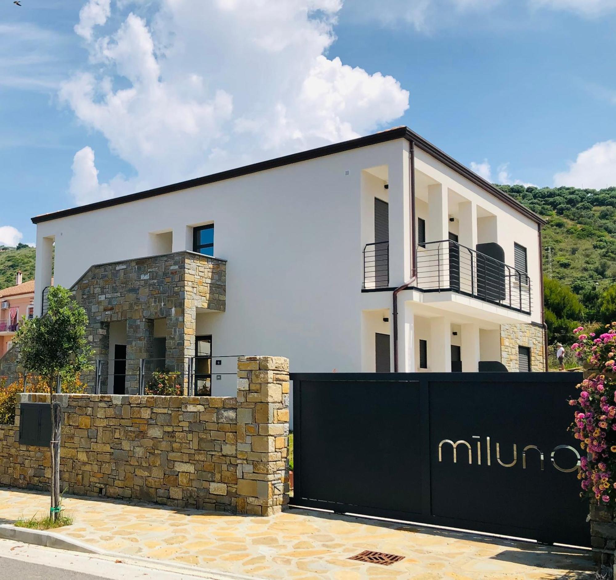 Miluna Acciaroli Exterior photo